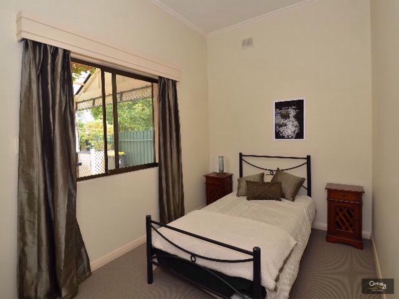 8 McGilp Avenue, Glengowrie SA 5044