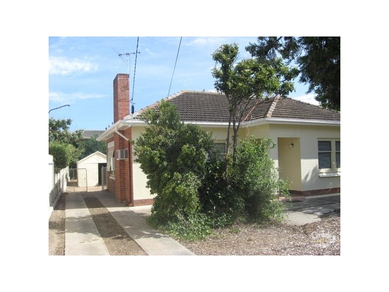 27 GOWRIE AVENUE, Glengowrie SA 5044
