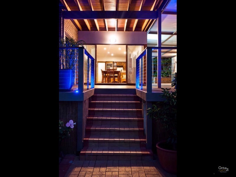 4 Glenvale Avenue, Marino SA 5049