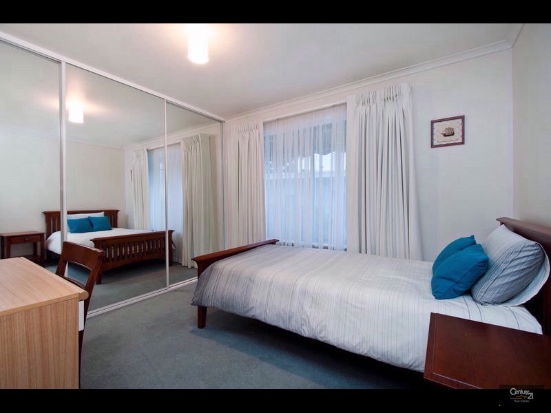 4 Glenvale Avenue, Marino SA 5049