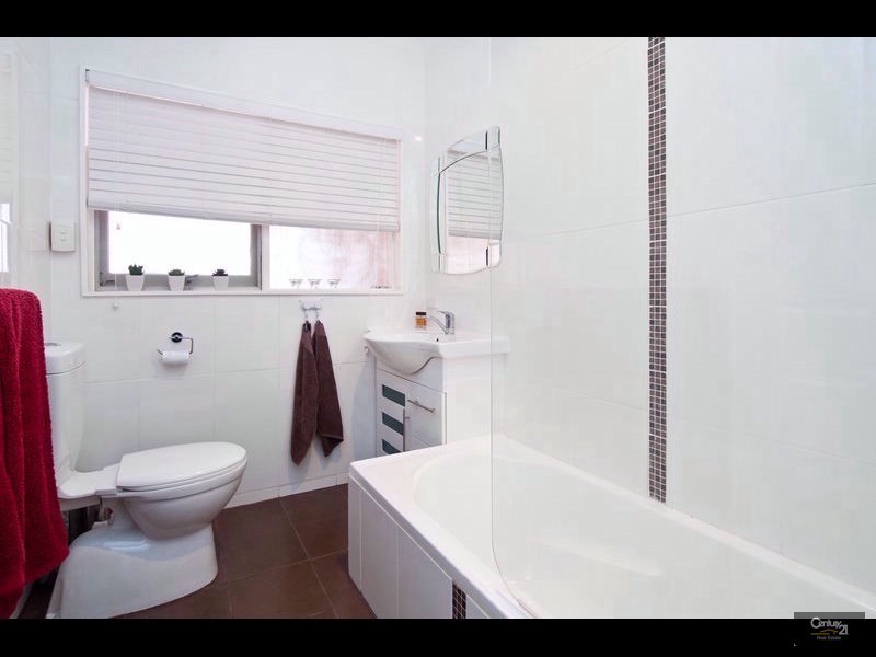 8/9 Broadway, Glenelg South SA 5045