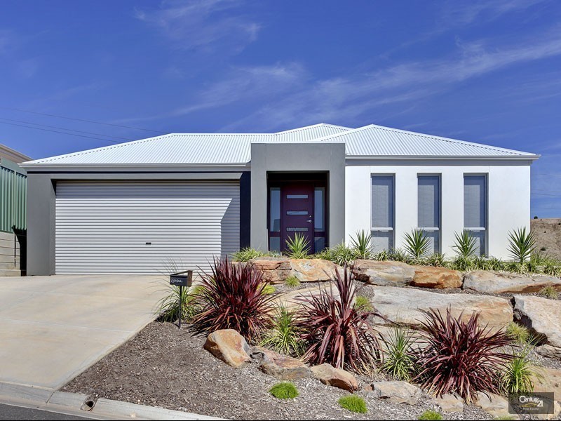 15 Bradbury Court, Hallett Cove SA 5158