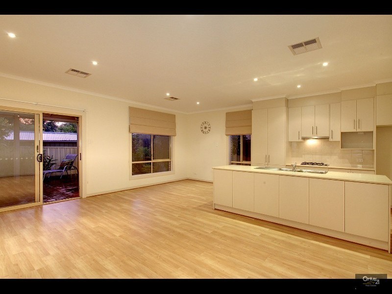 16 Harrow Street, Dover Gardens SA 5048