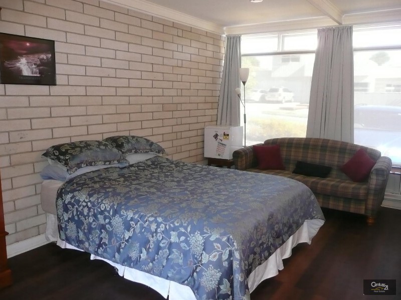 3a Kingston Crescent, Kingston Park SA 5049