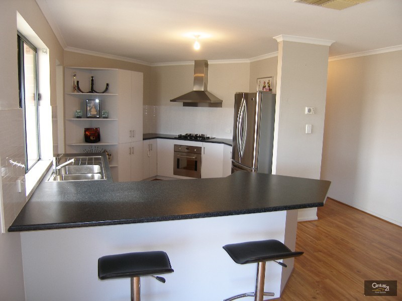 5 Middle Gully Avenue, Sheidow Park SA 5158