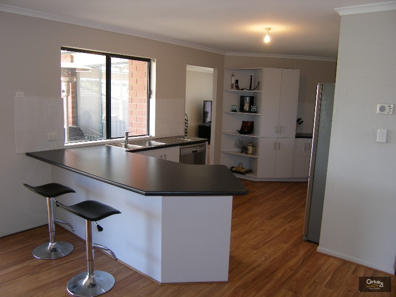 5 Middle Gully Avenue, Sheidow Park SA 5158