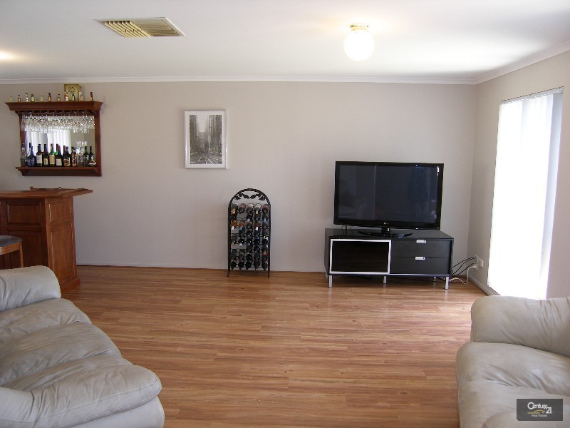 5 Middle Gully Avenue, Sheidow Park SA 5158