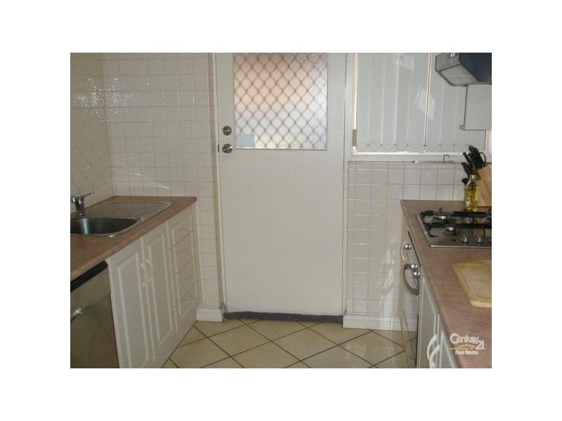 2 / 33A PENZANCE, Glenelg SA 5045