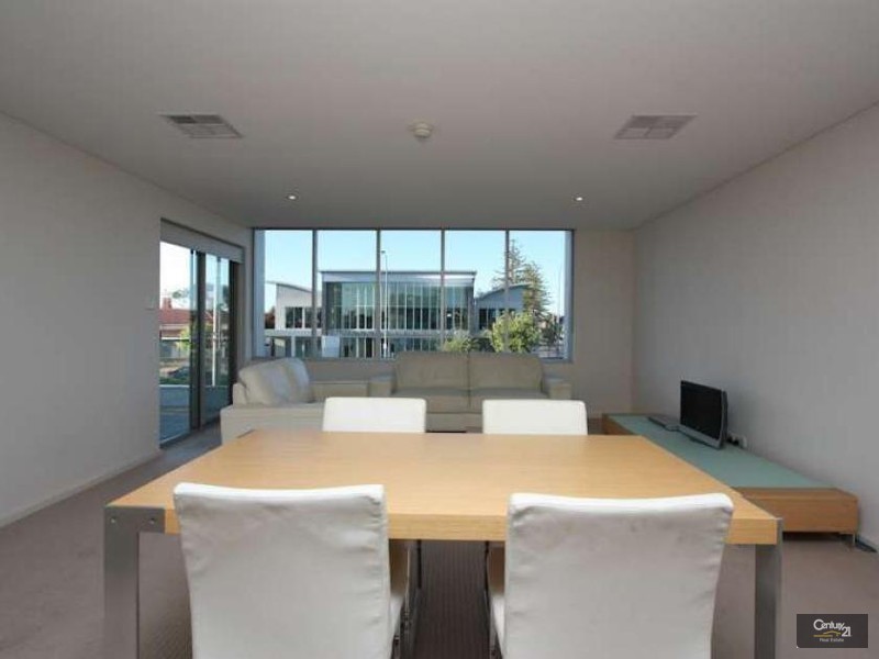 11/57 Gordon Street, Glenelg SA 5045