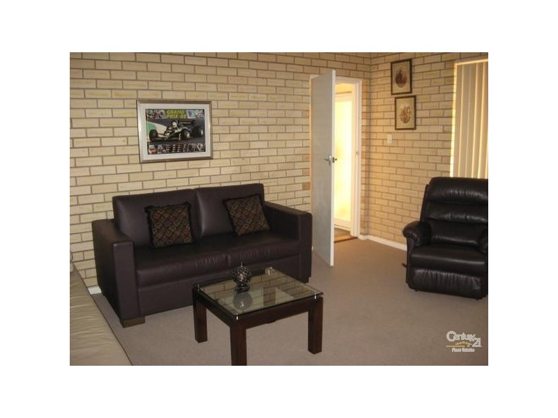 8 HAMILTON STREET, Glenelg North SA 5045
