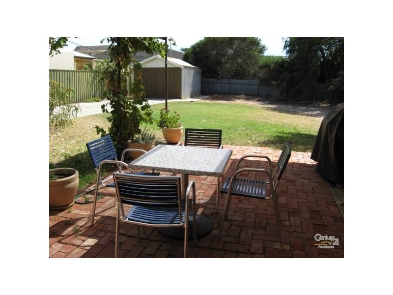 8 HAMILTON STREET, Glenelg North SA 5045