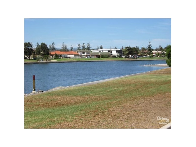 8 HAMILTON STREET, Glenelg North SA 5045