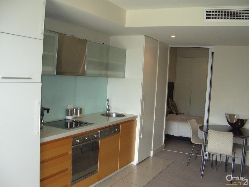 604/16 Holdfast Promenade, Glenelg SA 5045