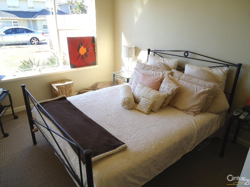 1/13A Richardson Avenue, Glenelg North SA 5045