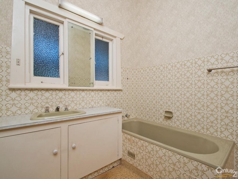 31 Johnstone Road, Oaklands Park SA 5046