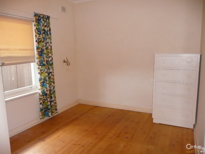 33 Astrid Avenue, Warradale SA 5046