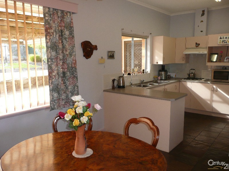 92 Newland Avenue, Marino SA 5049