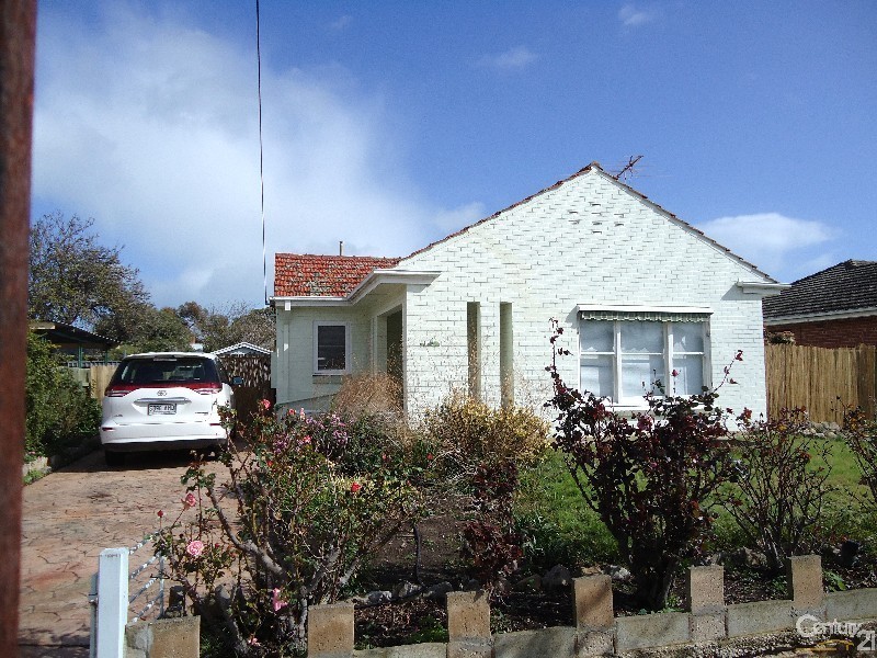 63 Pine Avenue, Glenelg North SA 5045