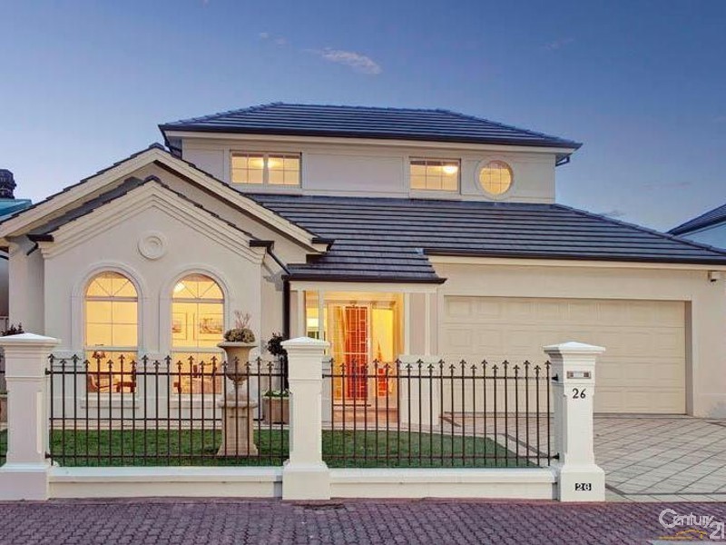 26 Maturin Road, Glenelg SA 5045