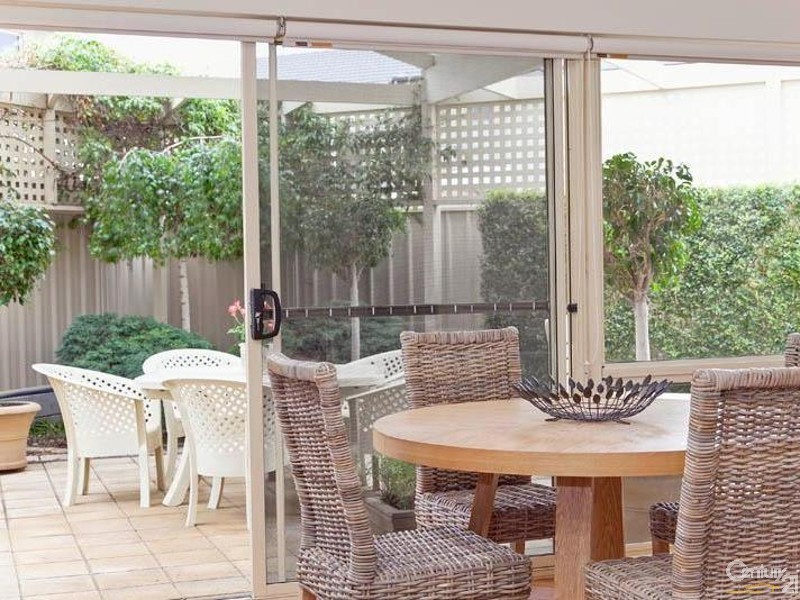 26 Maturin Road, Glenelg SA 5045