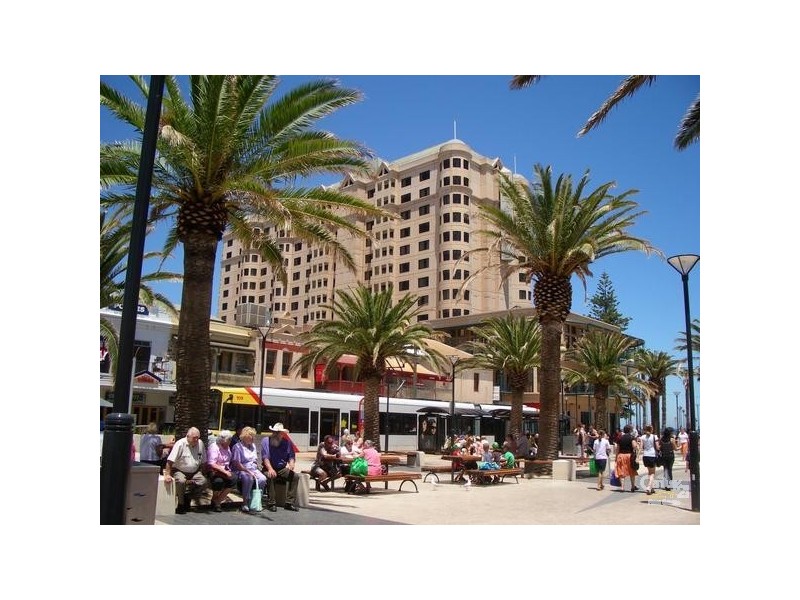 7 / 18 BROADWAY, Glenelg South SA 5045