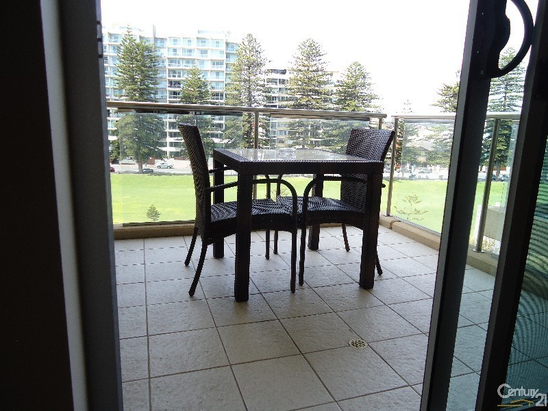 301/16 Holdfast Promenade, Glenelg SA 5045