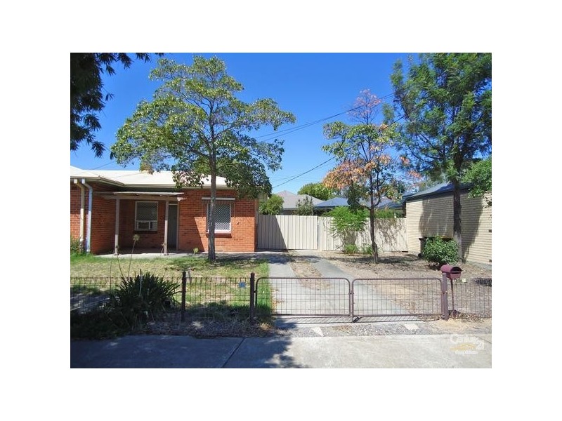 32 WEROONA AVENUE, Park Holme SA 5043