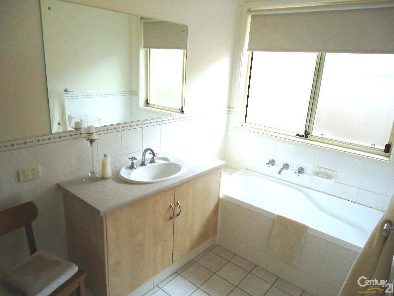 16 Curlew Street, Sheidow Park SA 5158