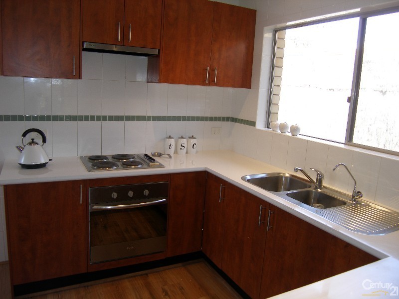 4 Greenfield Road, Seaview Downs SA 5049