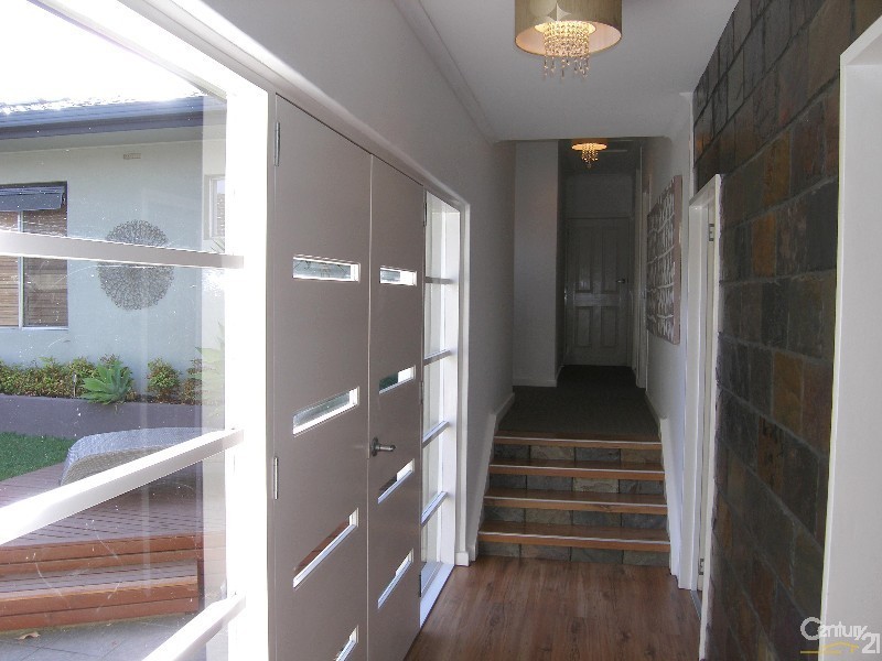 4 Greenfield Road, Seaview Downs SA 5049