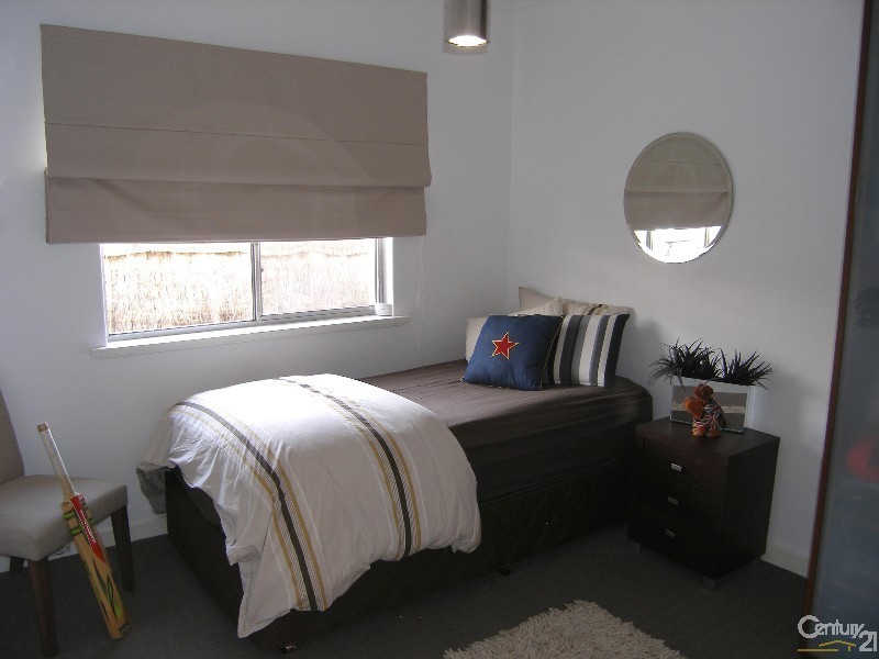 4 Greenfield Road, Seaview Downs SA 5049