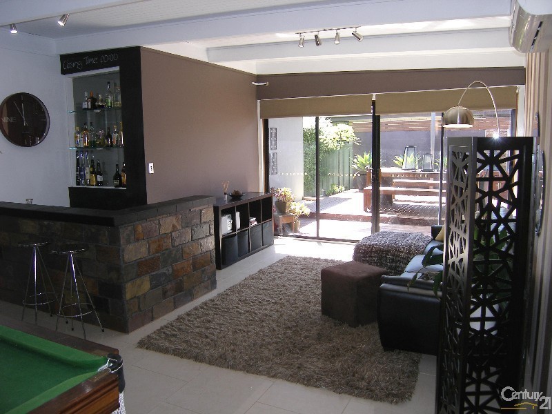 4 Greenfield Road, Seaview Downs SA 5049