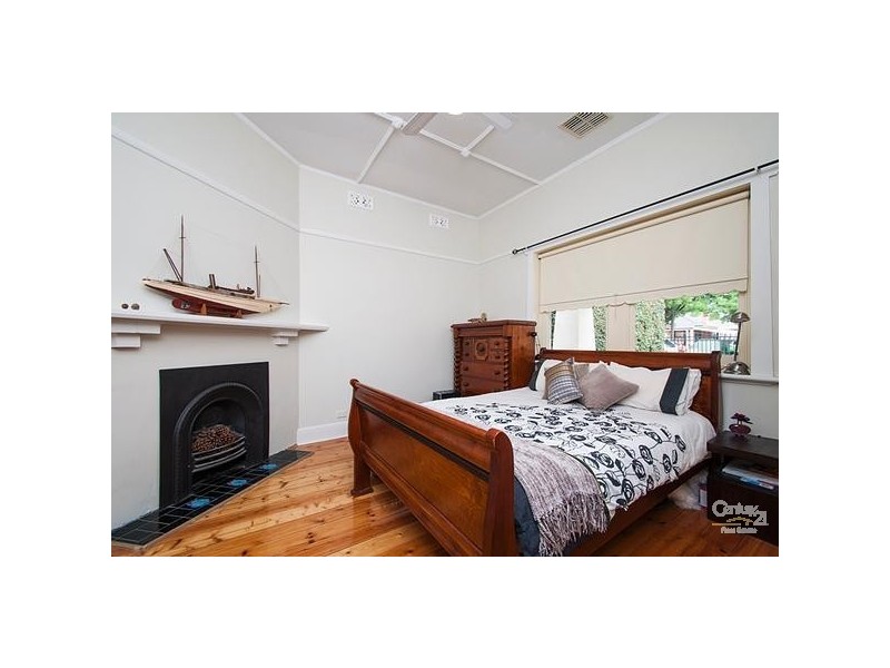 9 WALLACE STREET, Glenelg East SA 5045