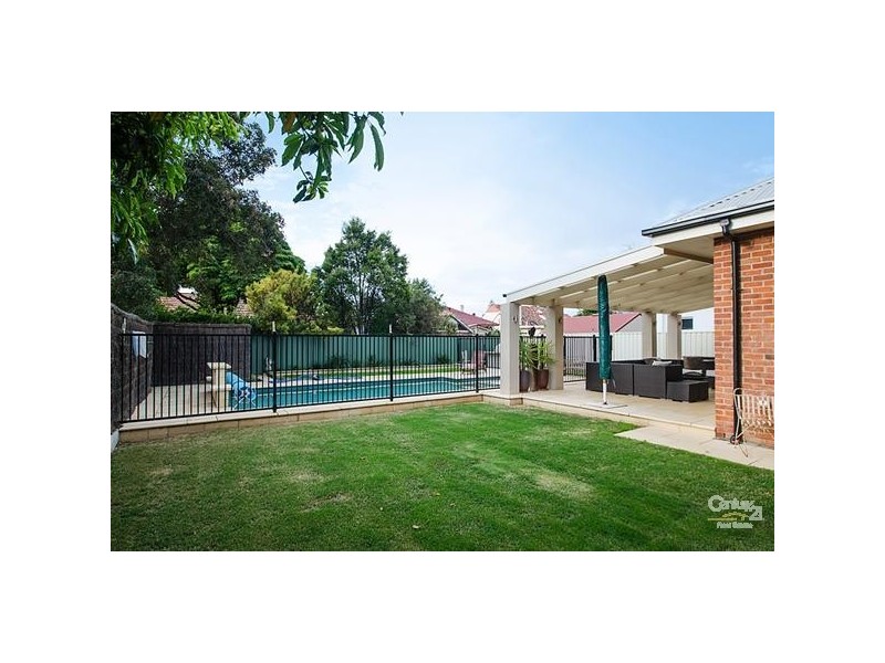9 WALLACE STREET, Glenelg East SA 5045
