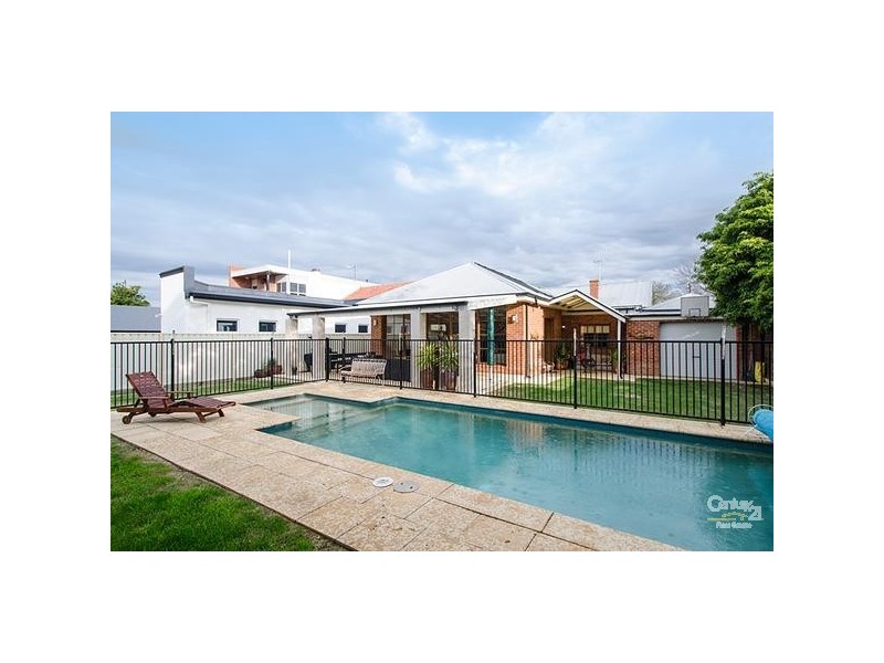 9 WALLACE STREET, Glenelg East SA 5045