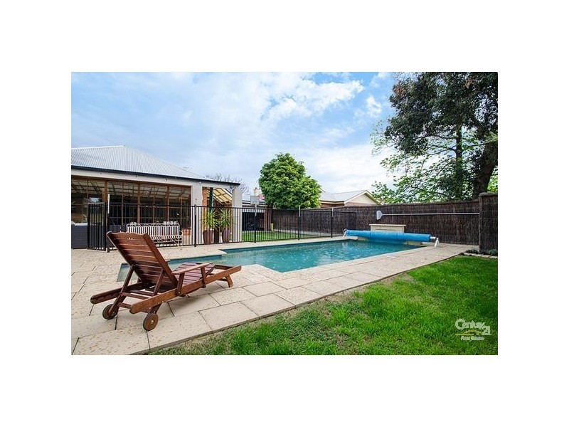 9 WALLACE STREET, Glenelg East SA 5045