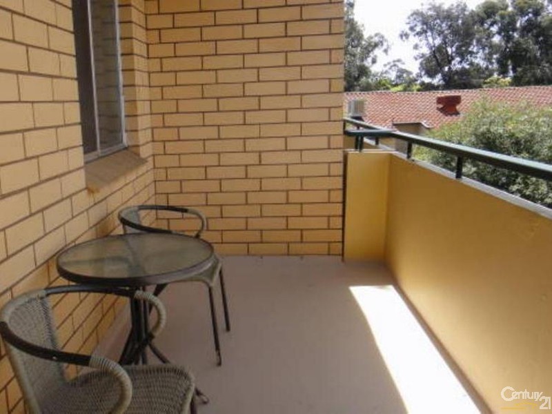 6/21 Laught Avenue, Black Forest SA 5035