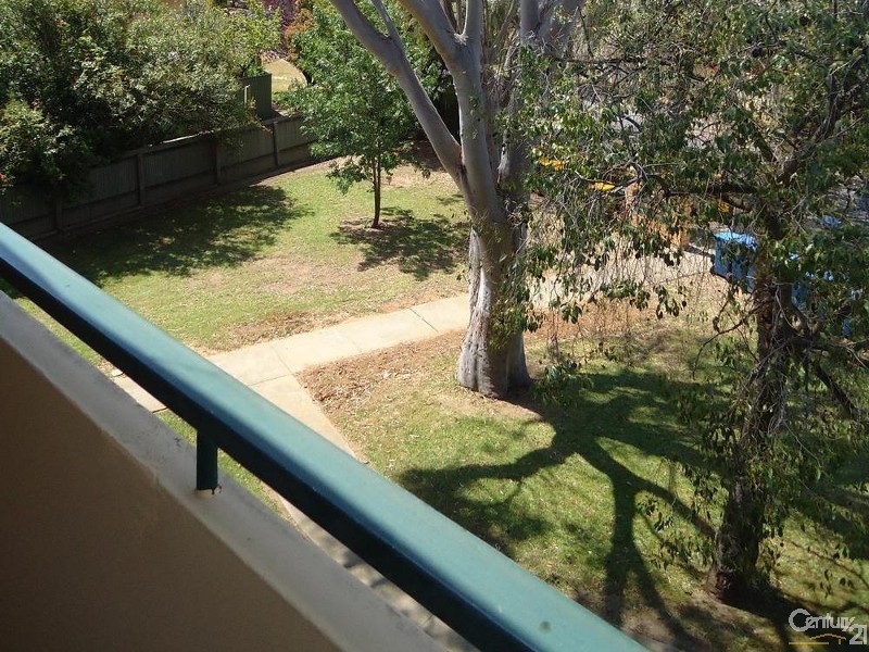 6/21 Laught Avenue, Black Forest SA 5035