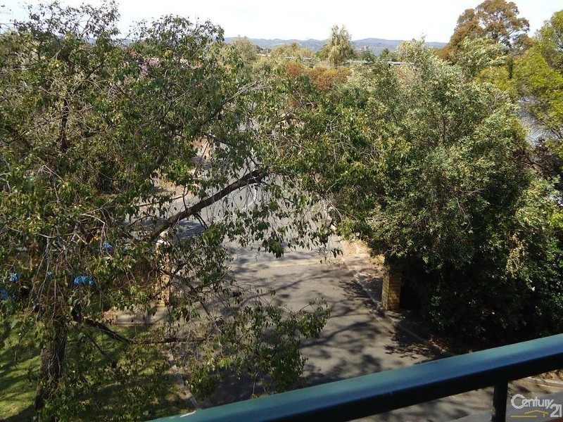 6/21 Laught Avenue, Black Forest SA 5035