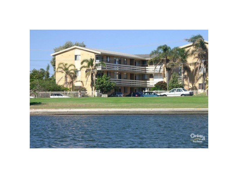 2 / 50-51 ADELPHI CRESCENT, Glenelg North SA 5045