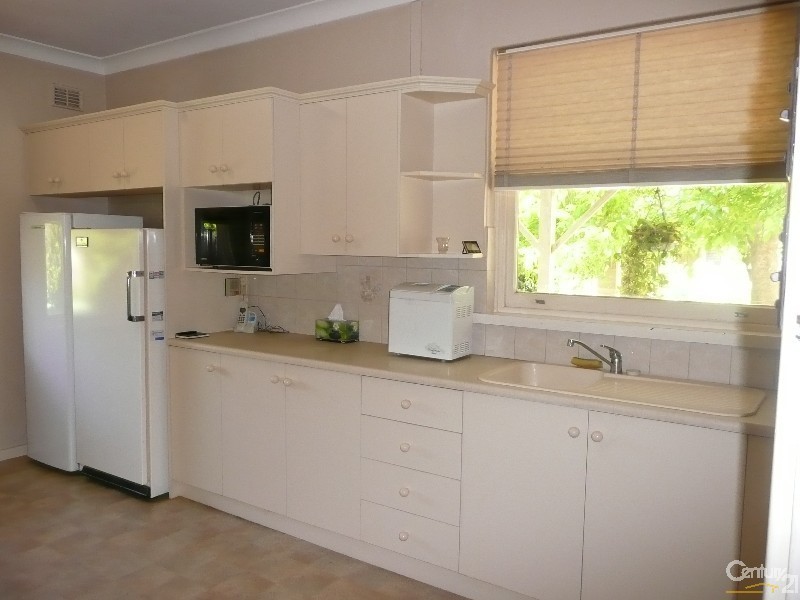 2 Gore Street, Oaklands Park SA 5046