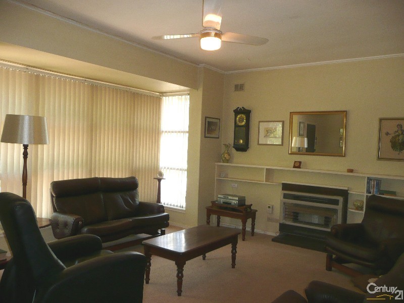 2 Gore Street, Oaklands Park SA 5046