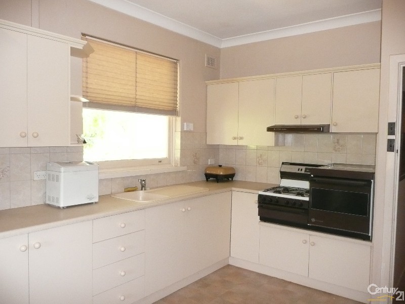 2 Gore Street, Oaklands Park SA 5046