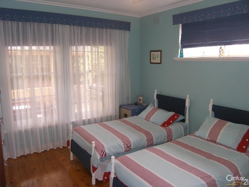 25 Sheoak Avenue, Novar Gardens SA 5040