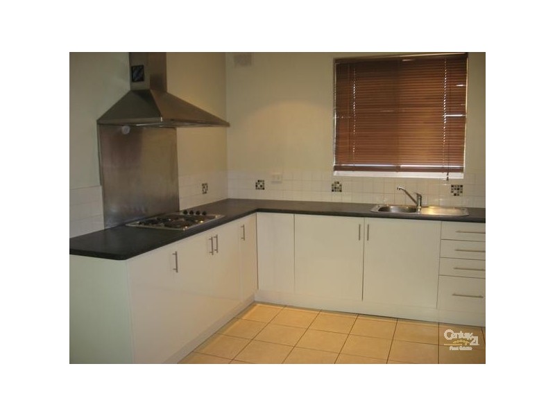 5 / 9-11 ROSE STREET, Glenelg SA 5045