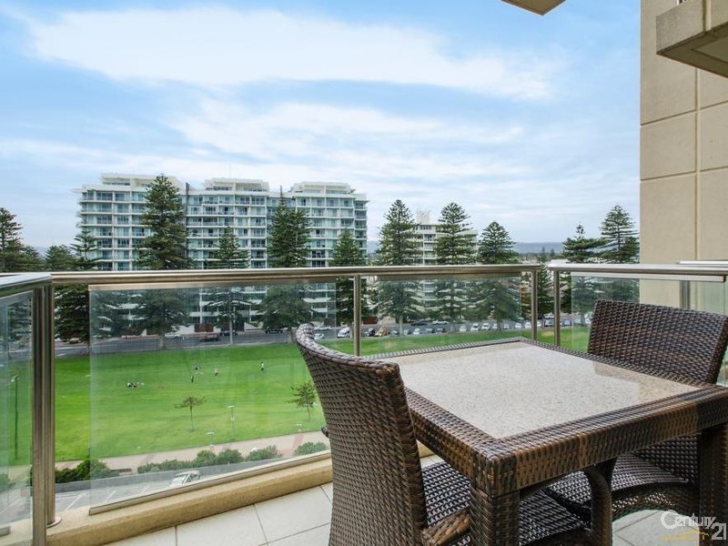 529/16 Holdfast Promenade, Glenelg SA 5045