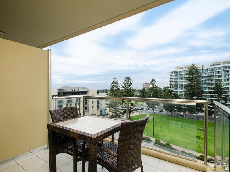 529/16 Holdfast Promenade, Glenelg SA 5045