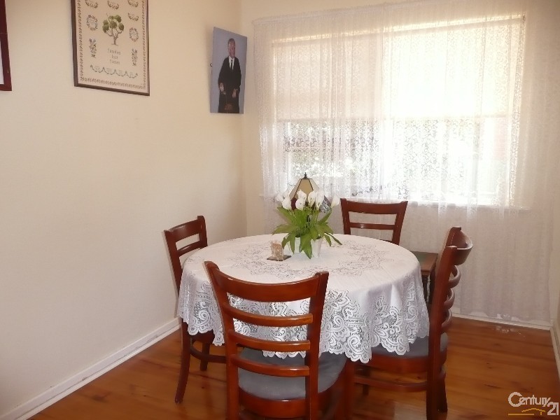 3 Warunda Avenue, Seaview Downs SA 5049