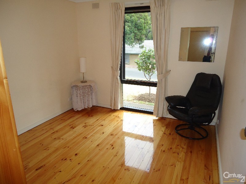 12 Larkdale Crescent, O’halloran Hill SA 5158