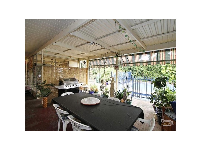 8 LILLIMUR AVENUE, Morphett Vale SA 5162